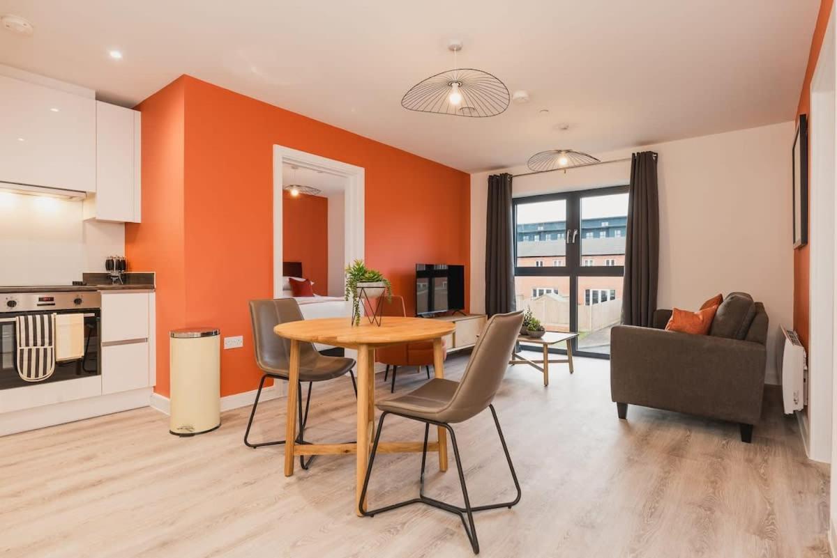 Stayzeni, Hardwick House Derby 2 Bed Apartment Dış mekan fotoğraf