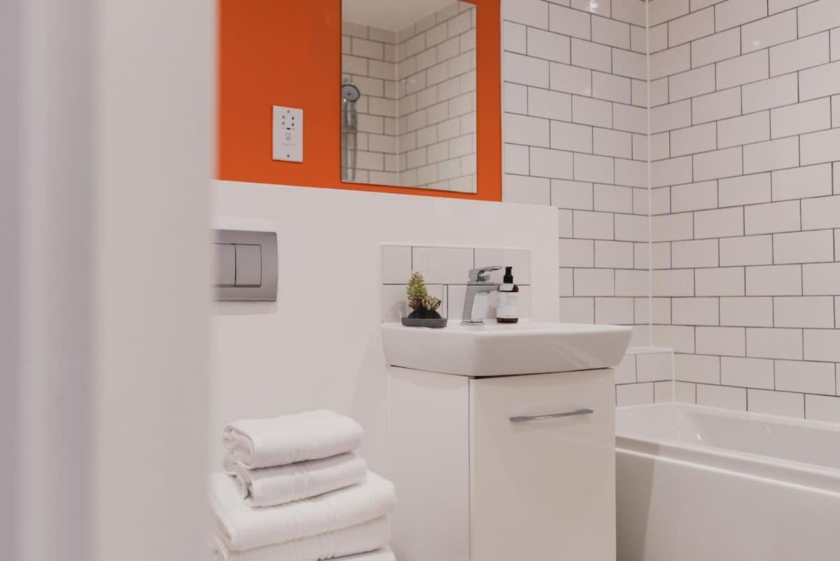 Stayzeni, Hardwick House Derby 2 Bed Apartment Dış mekan fotoğraf